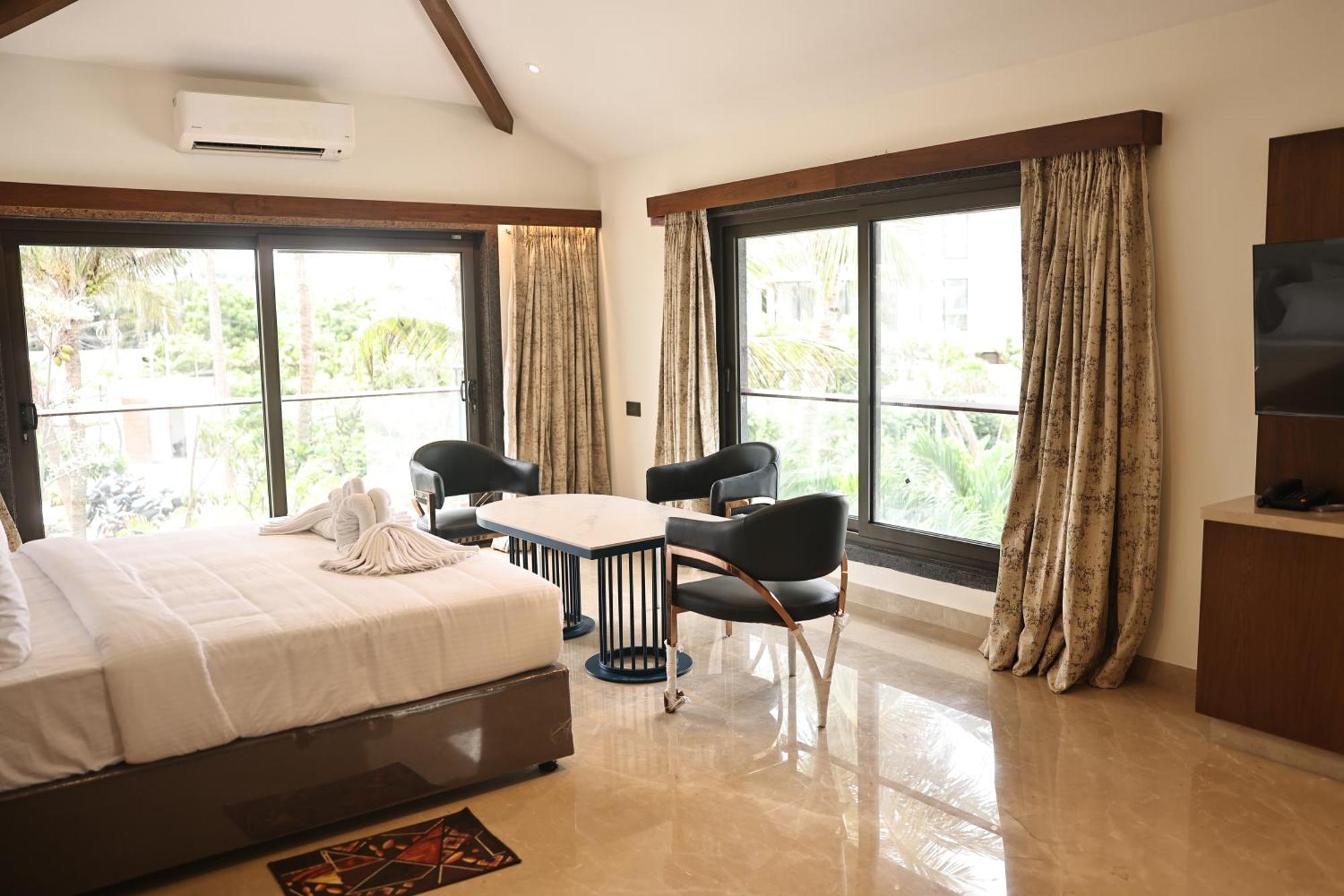 Mstays Ecr By Mirabilis Hotel Chennai Exteriör bild
